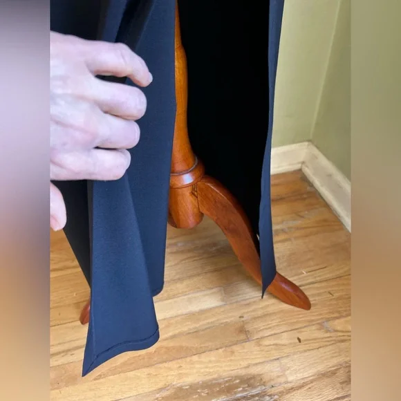 Theory for Bergdorf Goodman black maxi skirt. Side slits/wool blend/vintage 6/8